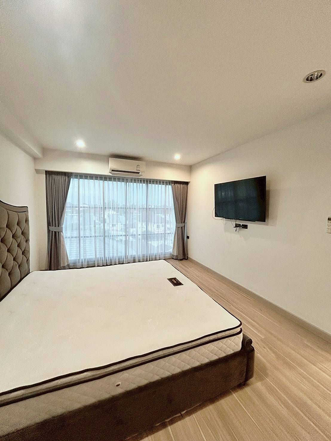 Condo 2bed 2bath - Thumbnail 12