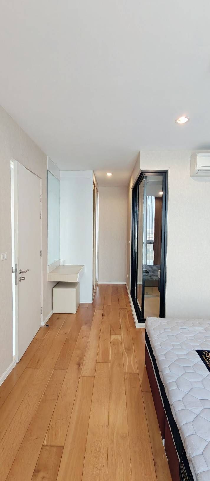 Condo 2bed 2bath - Thumbnail 5