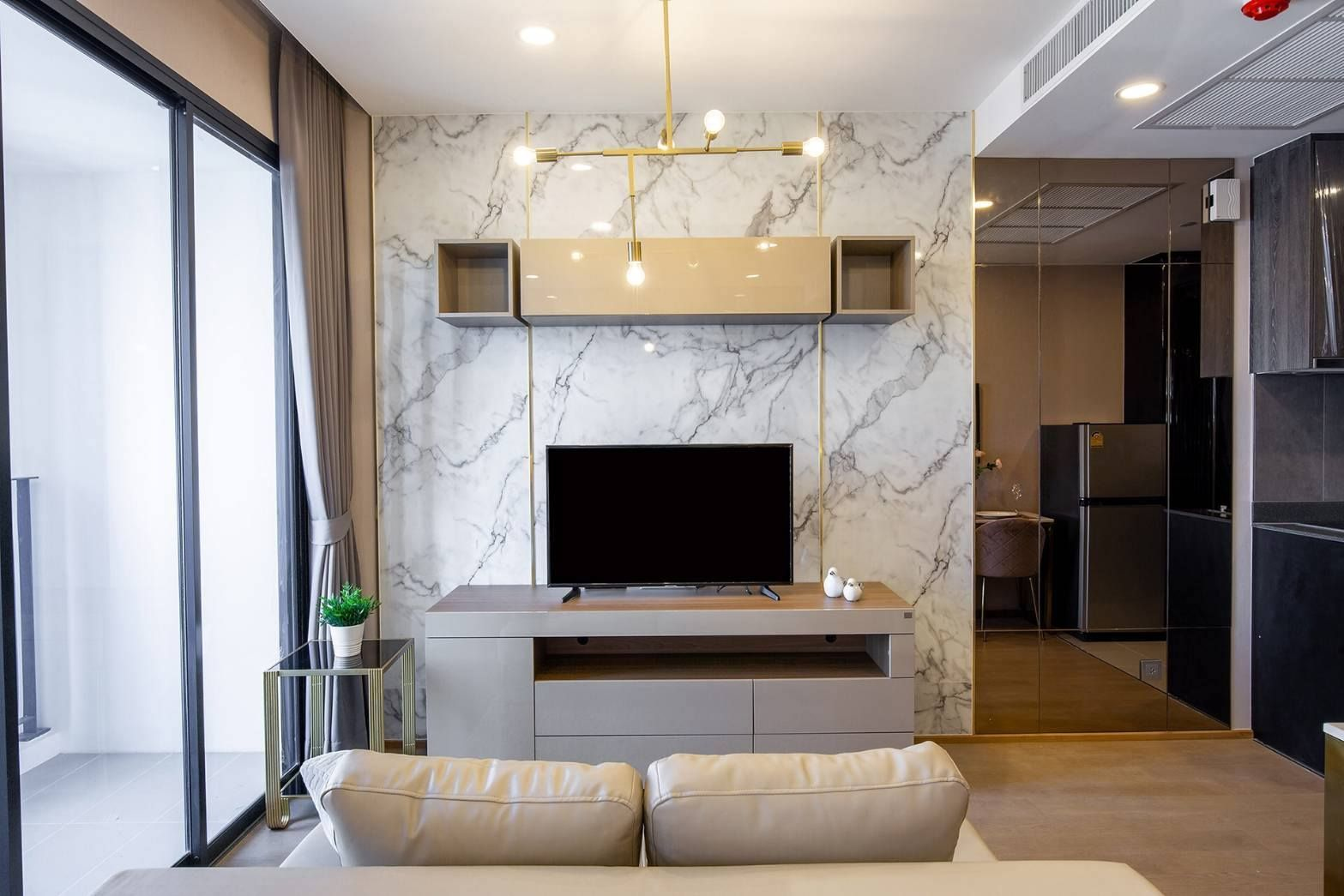 Condo 1bed 1bath - Thumbnail 3