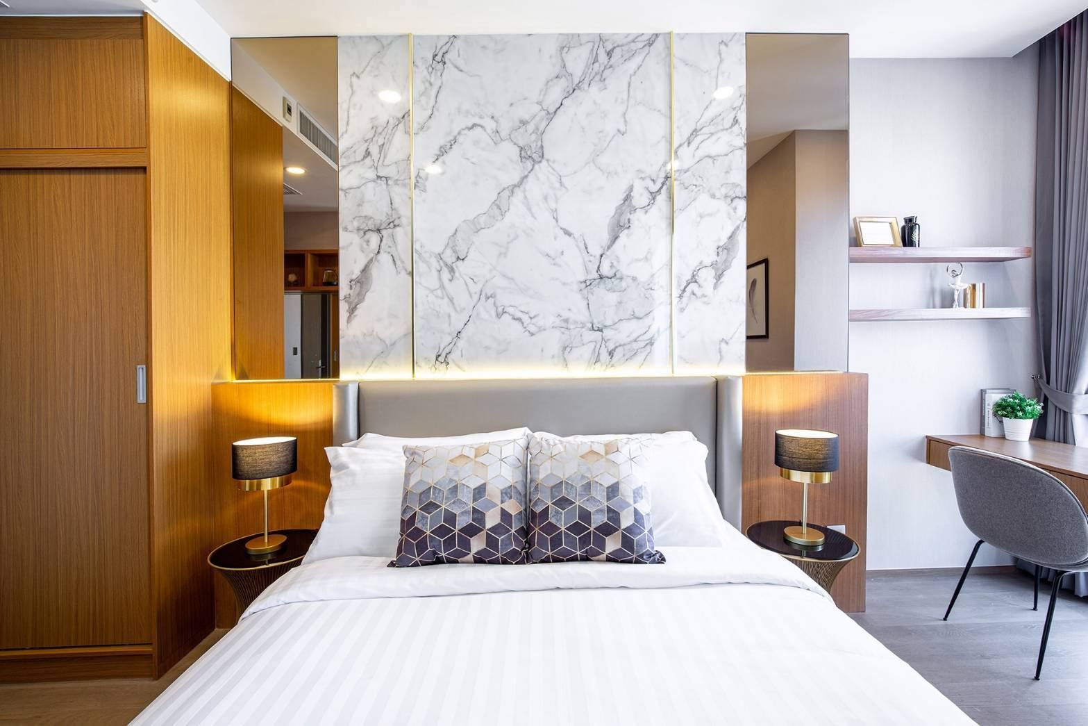 Condo 1bed 1bath - Thumbnail 5