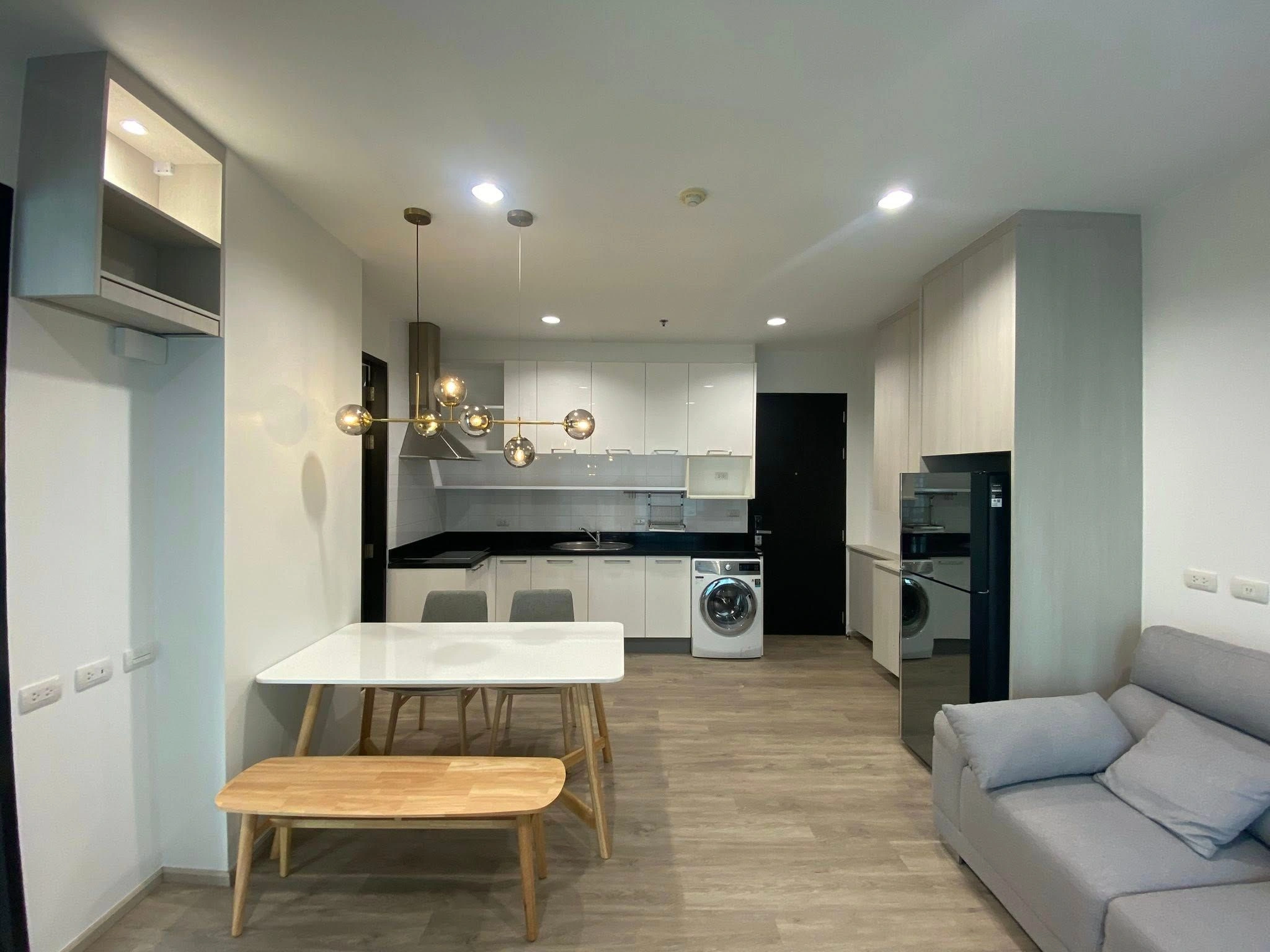 เช่าคอนโด1 BedroomBaan Klang Saim - Pathumwan