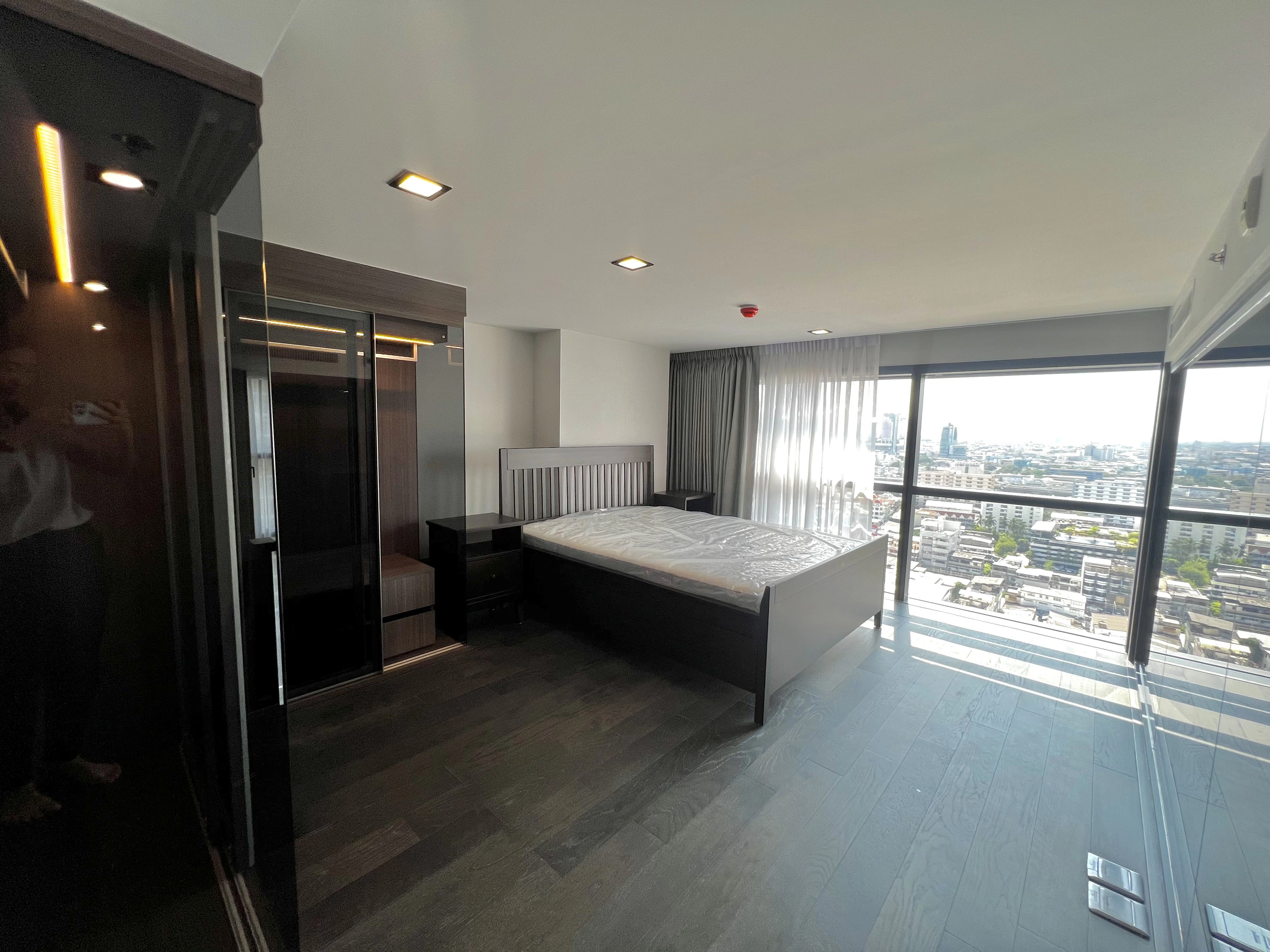 เช่าคอนโด1 Bedroom Loft / DuplexConner Ratchathewi - Thumbnail 4