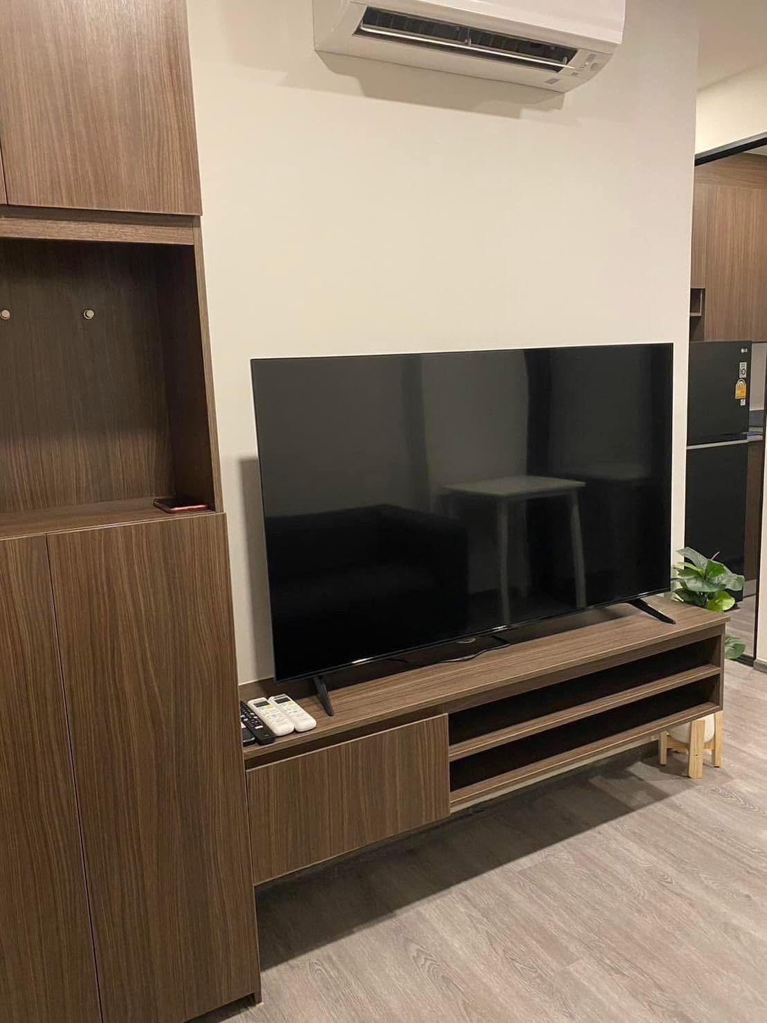 Condo 1bed 1bath - Thumbnail 5