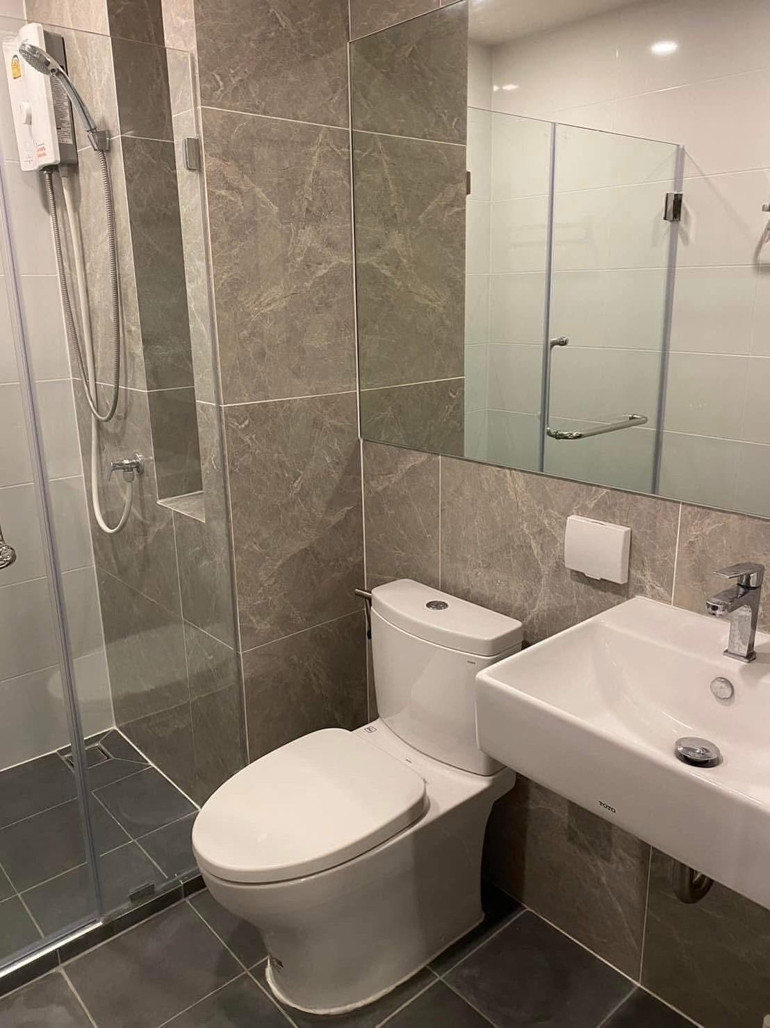 Condo 1bed 1bath - Thumbnail 6