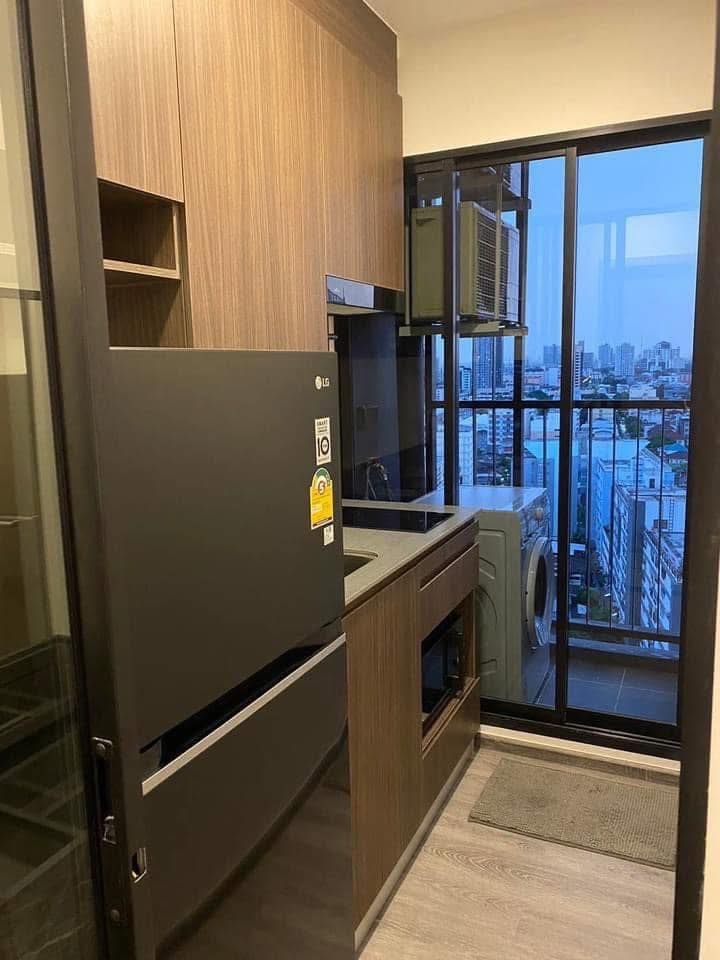 Condo 1bed 1bath - Thumbnail 11