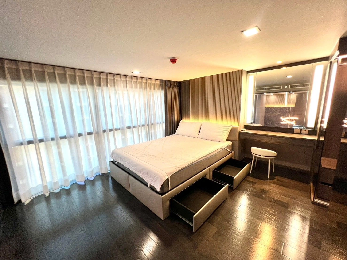 เช่าคอนโด1 Bedroom Loft / DuplexConner Ratchathewi - Thumbnail 6