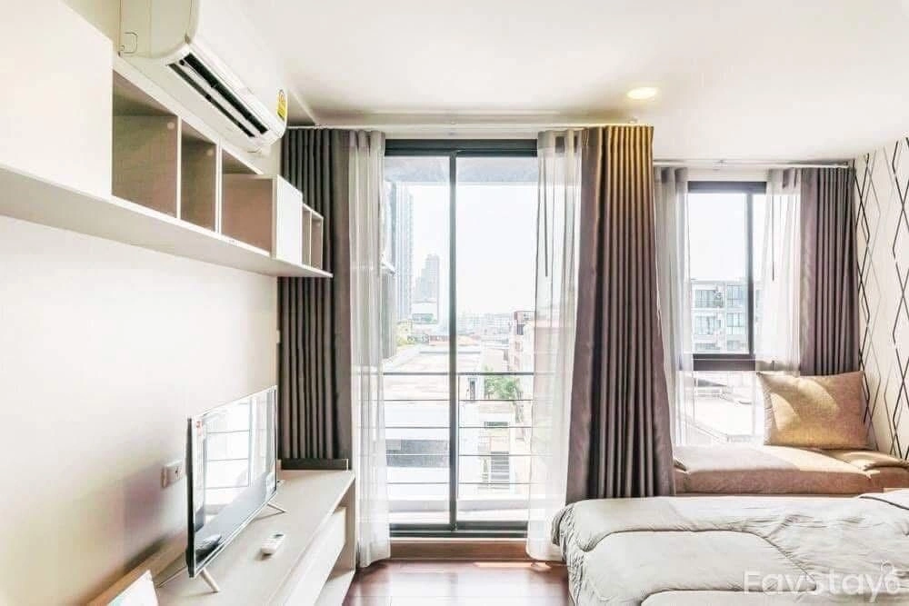 เช่าคอนโด1 BedroomBangkok Feliz Sathorn - Taksin - Image 1