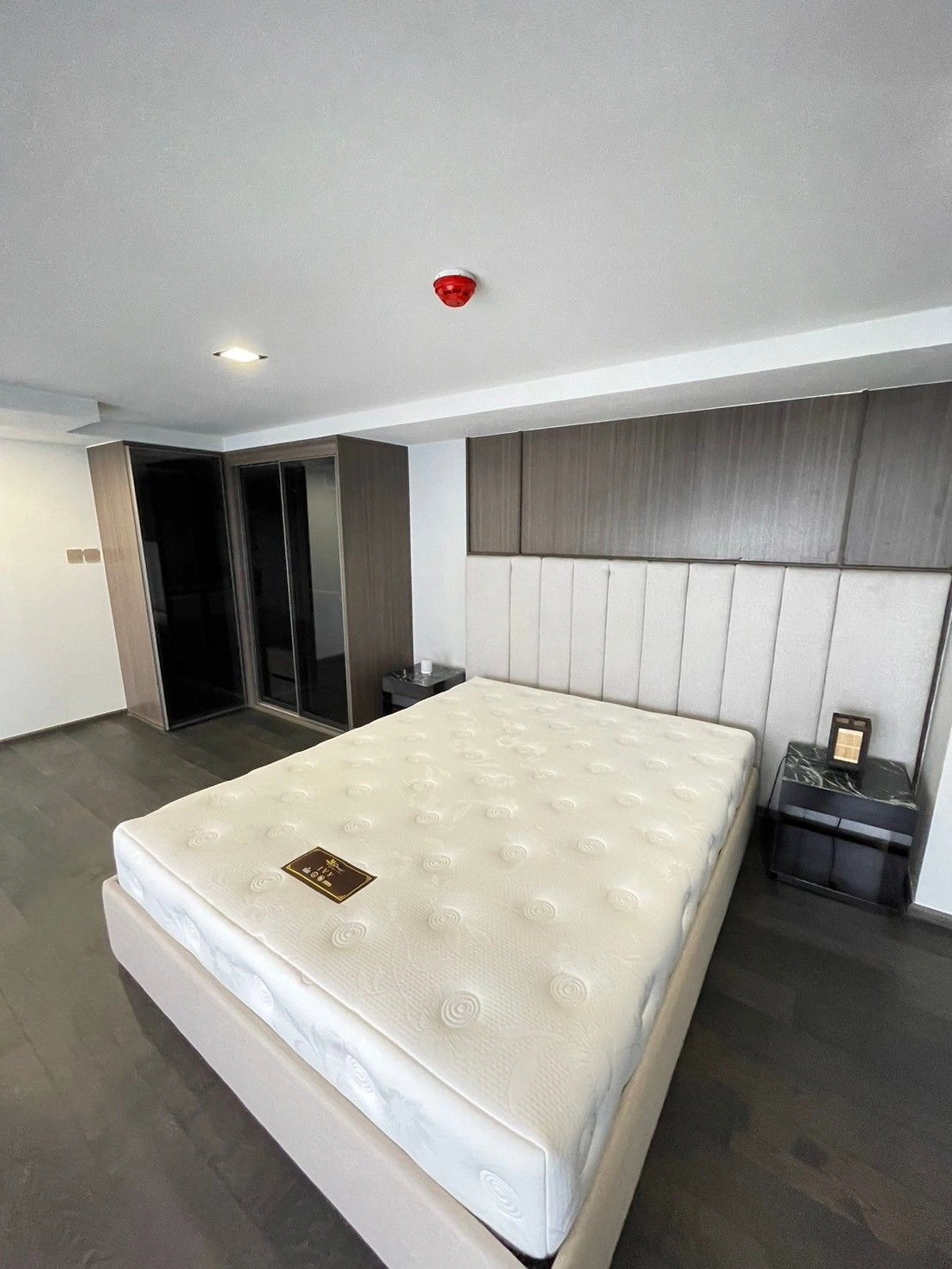 เช่าคอนโด1 Bedroom Loft / DuplexConner Ratchathewi - Thumbnail 6