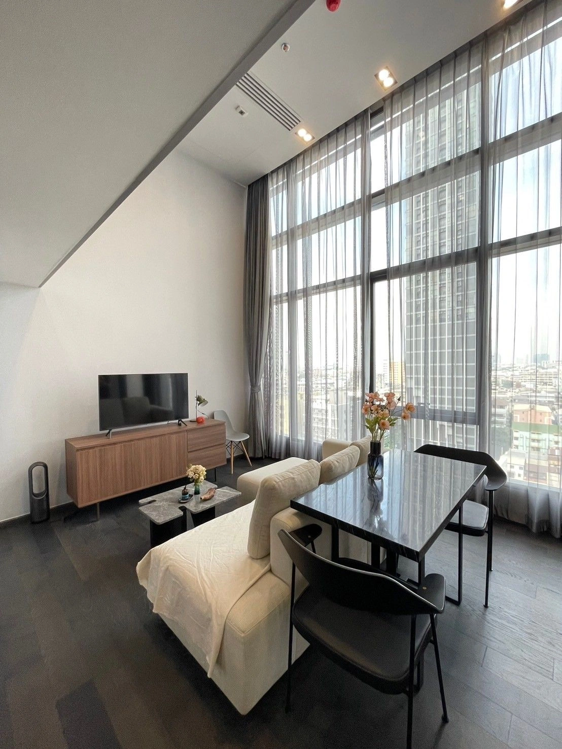 เช่าคอนโด1 Bedroom Loft / DuplexConner Ratchathewi - Thumbnail 9