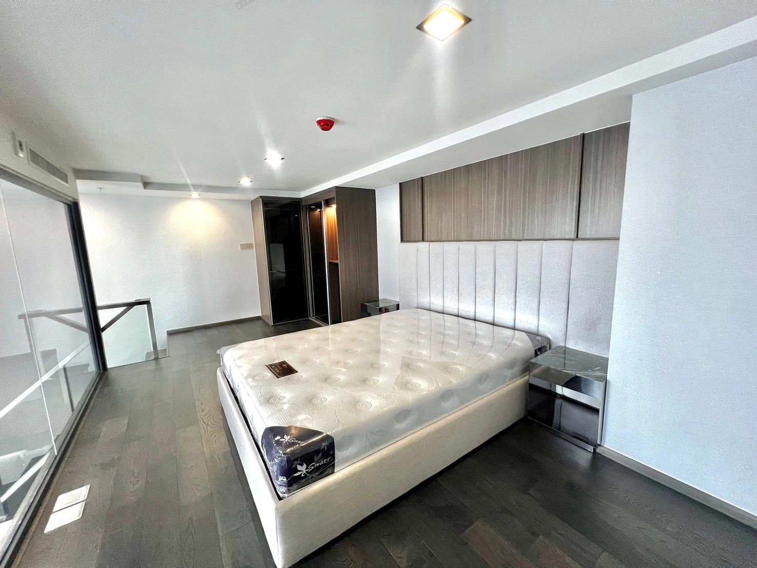 เช่าคอนโด1 Bedroom Loft / DuplexConner Ratchathewi - Thumbnail 6