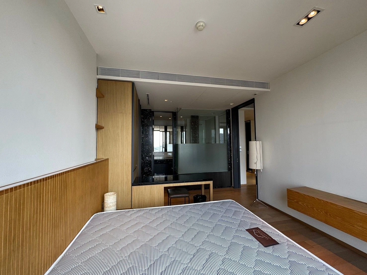 เช่าคอนโด1 BedroomBeatniq Sukhumvit 32 - Image 1