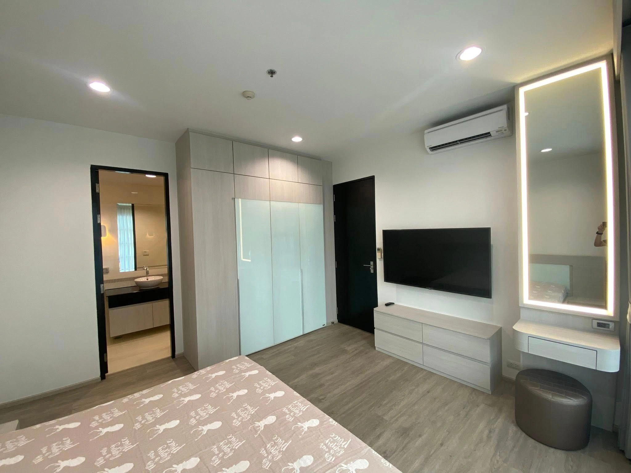 เช่าคอนโด1 BedroomBaan Klang Saim - Pathumwan - Thumbnail 11