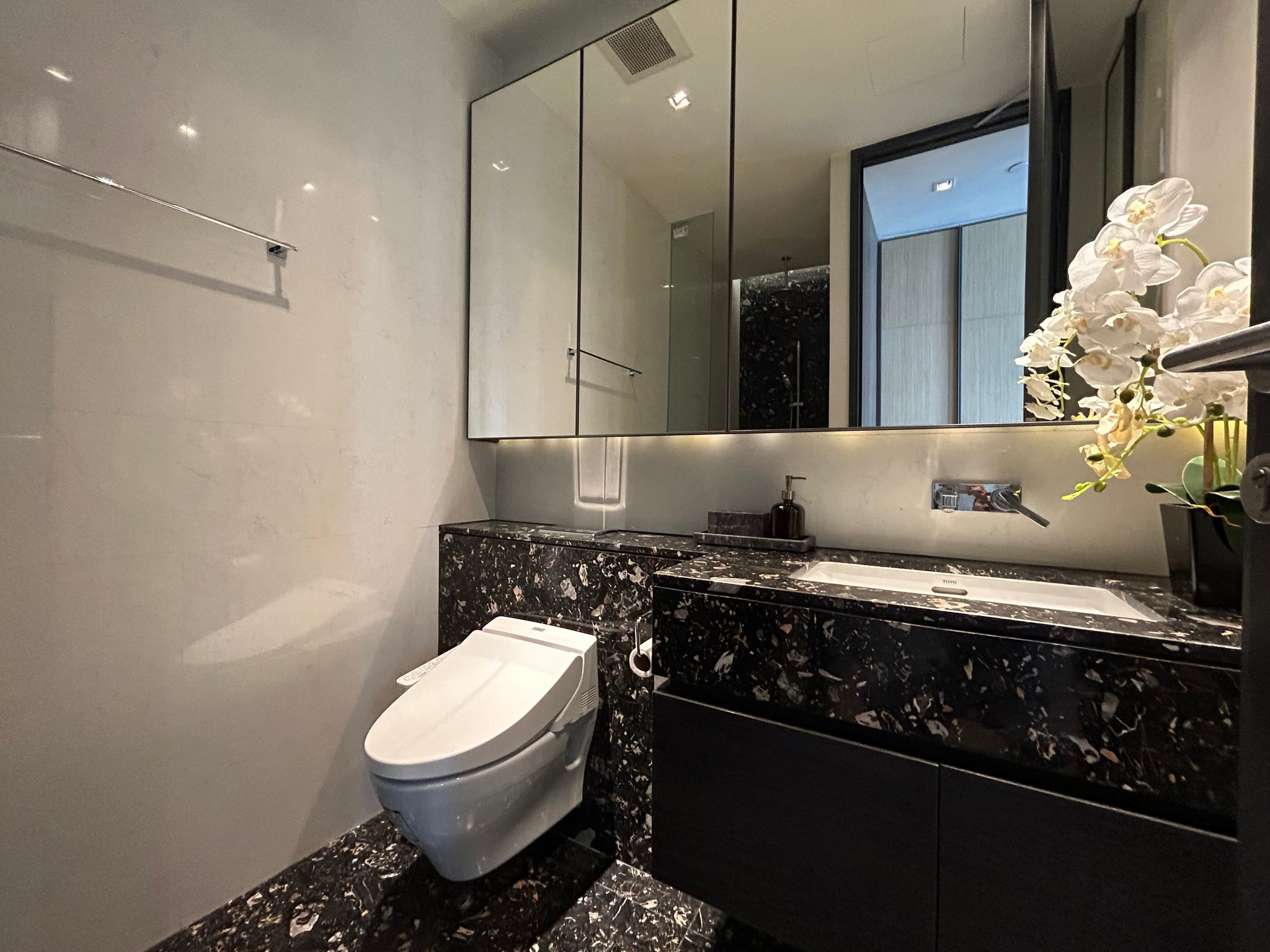  BEATNIQ Sukhumvit 32 1bed 1bath  - Thumbnail 2