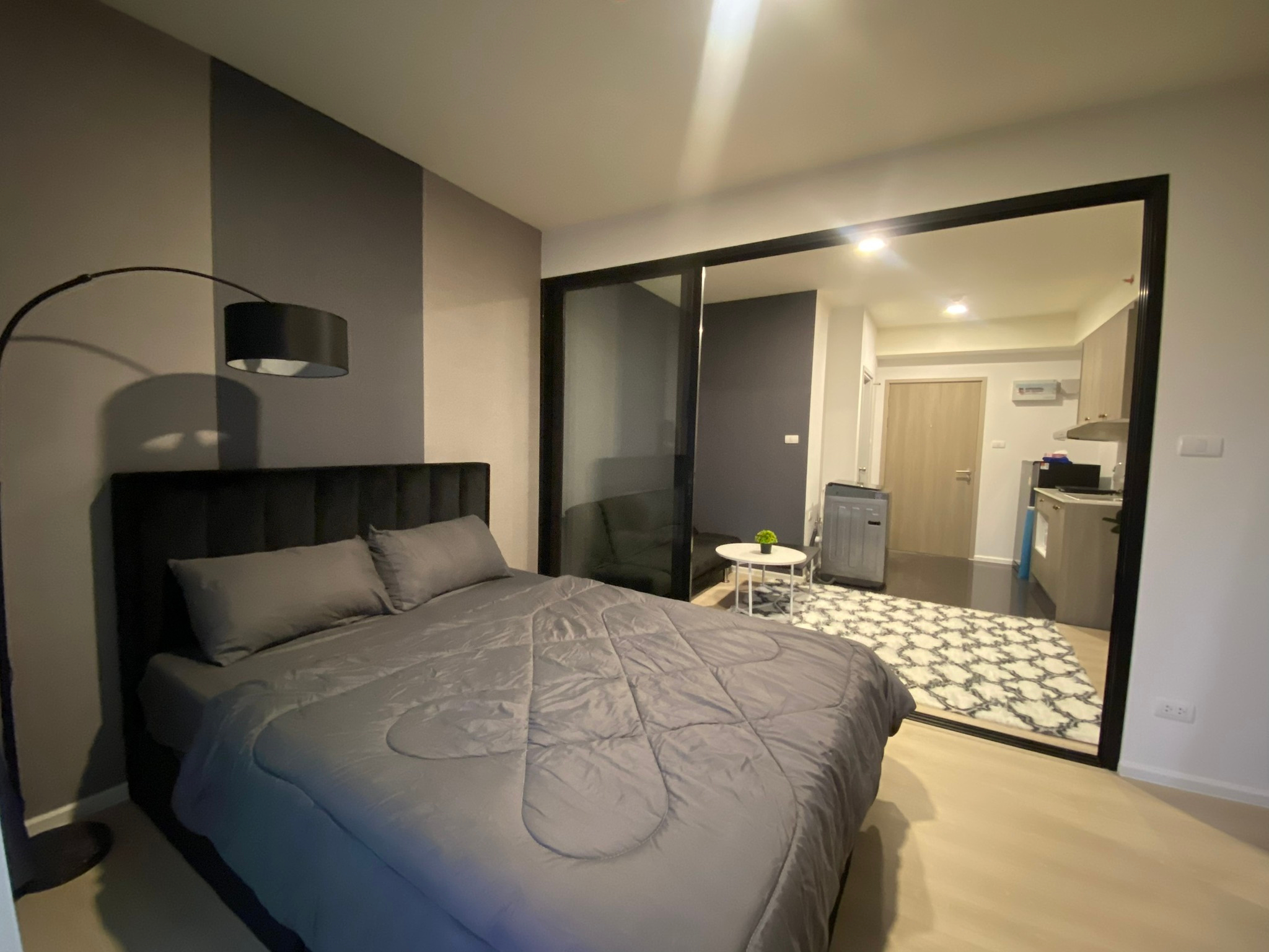 A Space Mega 1 1bed 1bath 