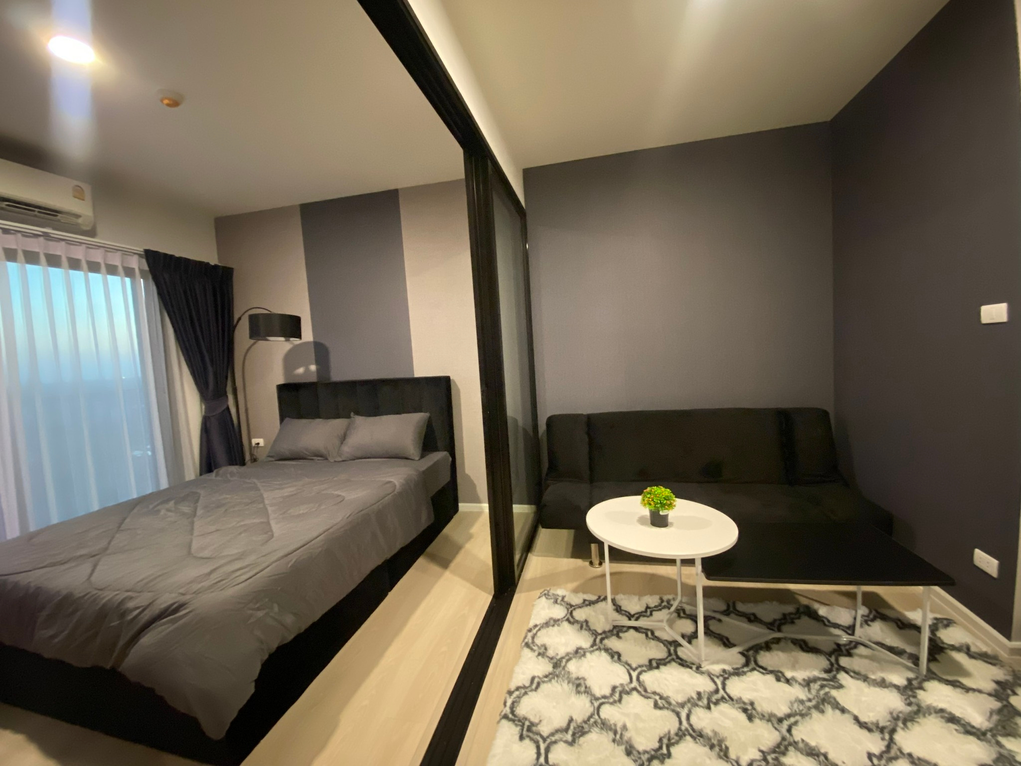 A Space Mega 1 1bed 1bath  - Thumbnail 3