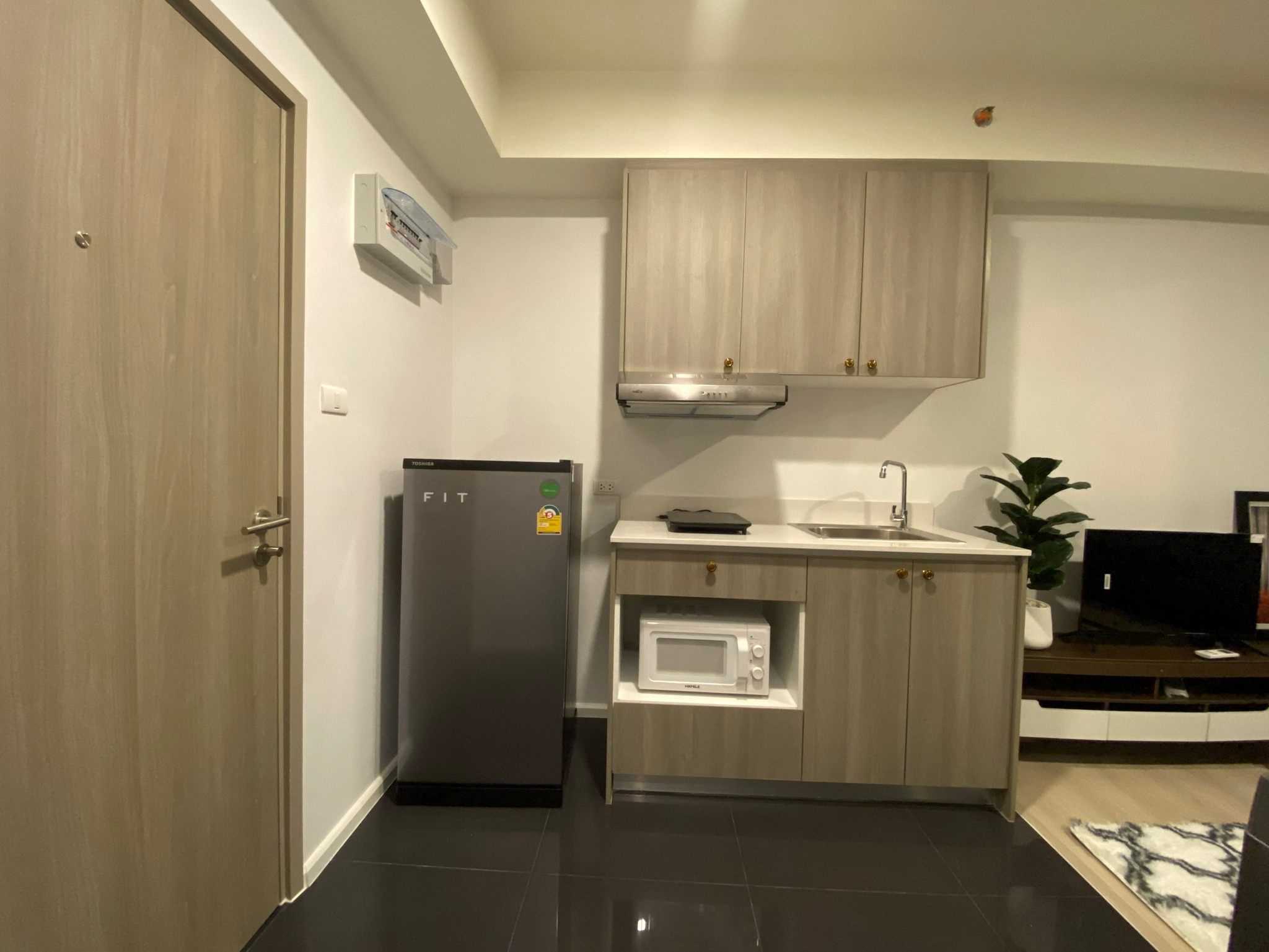 A Space Mega 1 1bed 1bath  - Thumbnail 5
