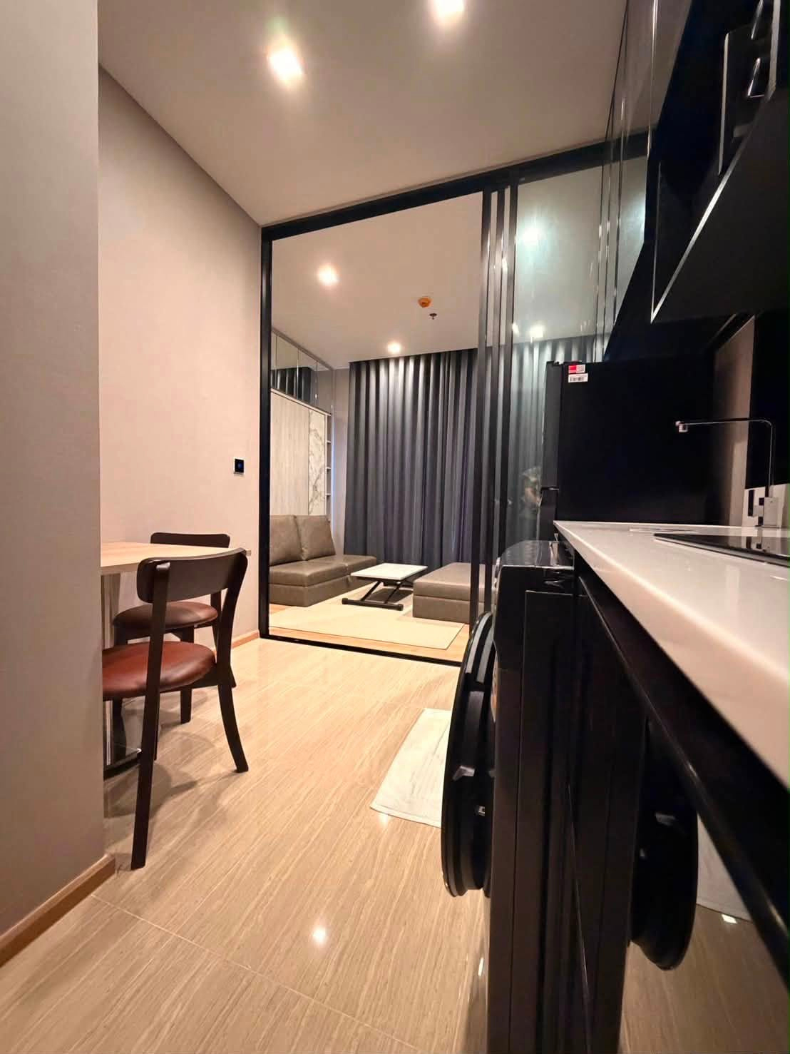  Noble Around Ari  1bed 1bath - Thumbnail 9