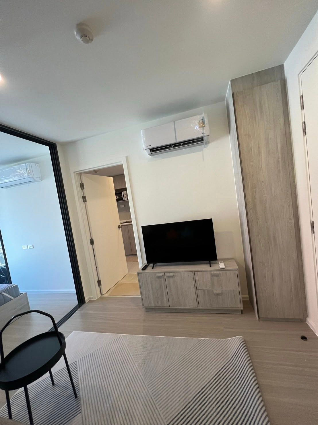 CIELA Charoen Nakhon  1 bed 1 bath - Thumbnail 2