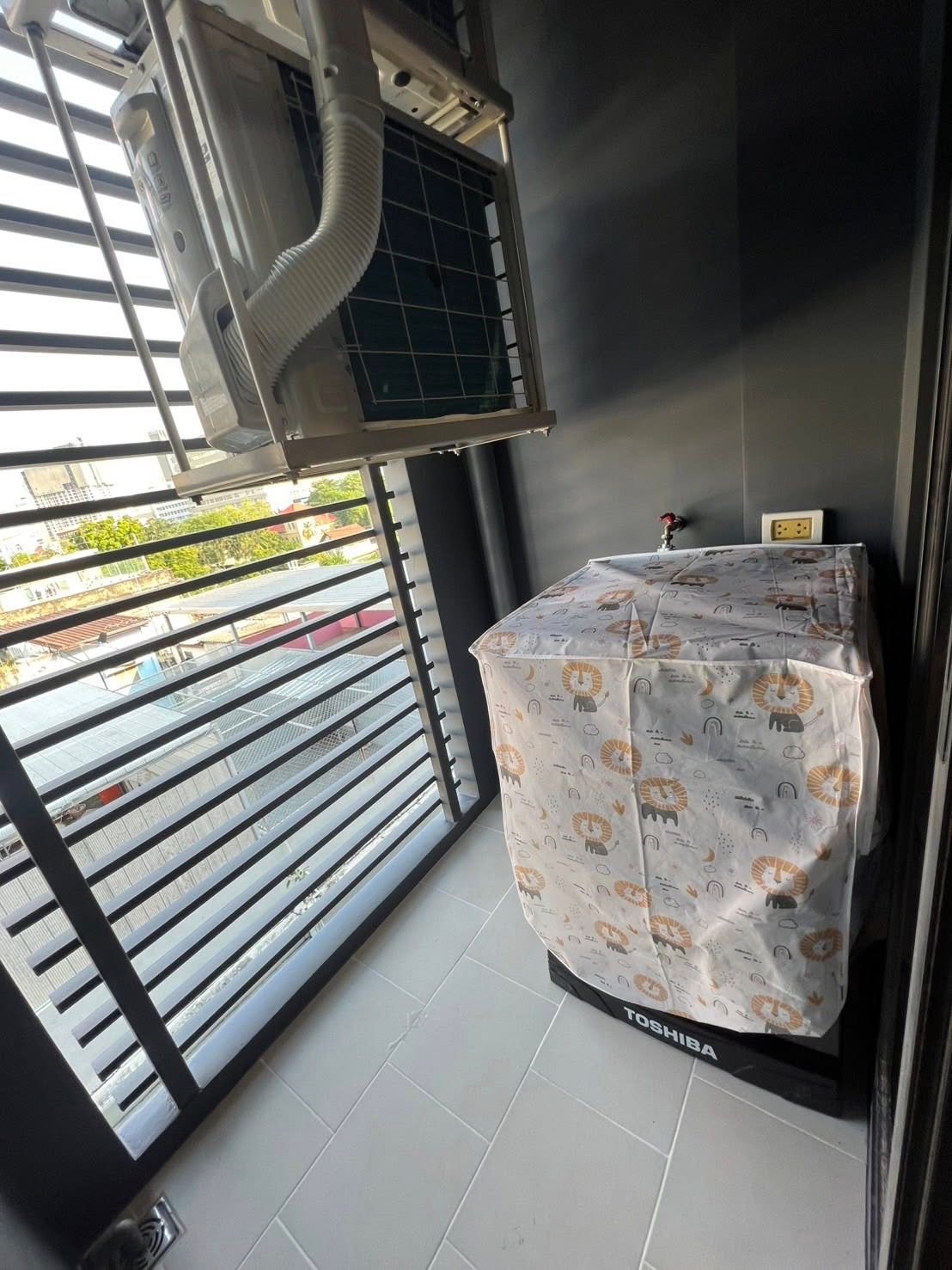 CIELA Charoen Nakhon  1 bed 1 bath - Thumbnail 5